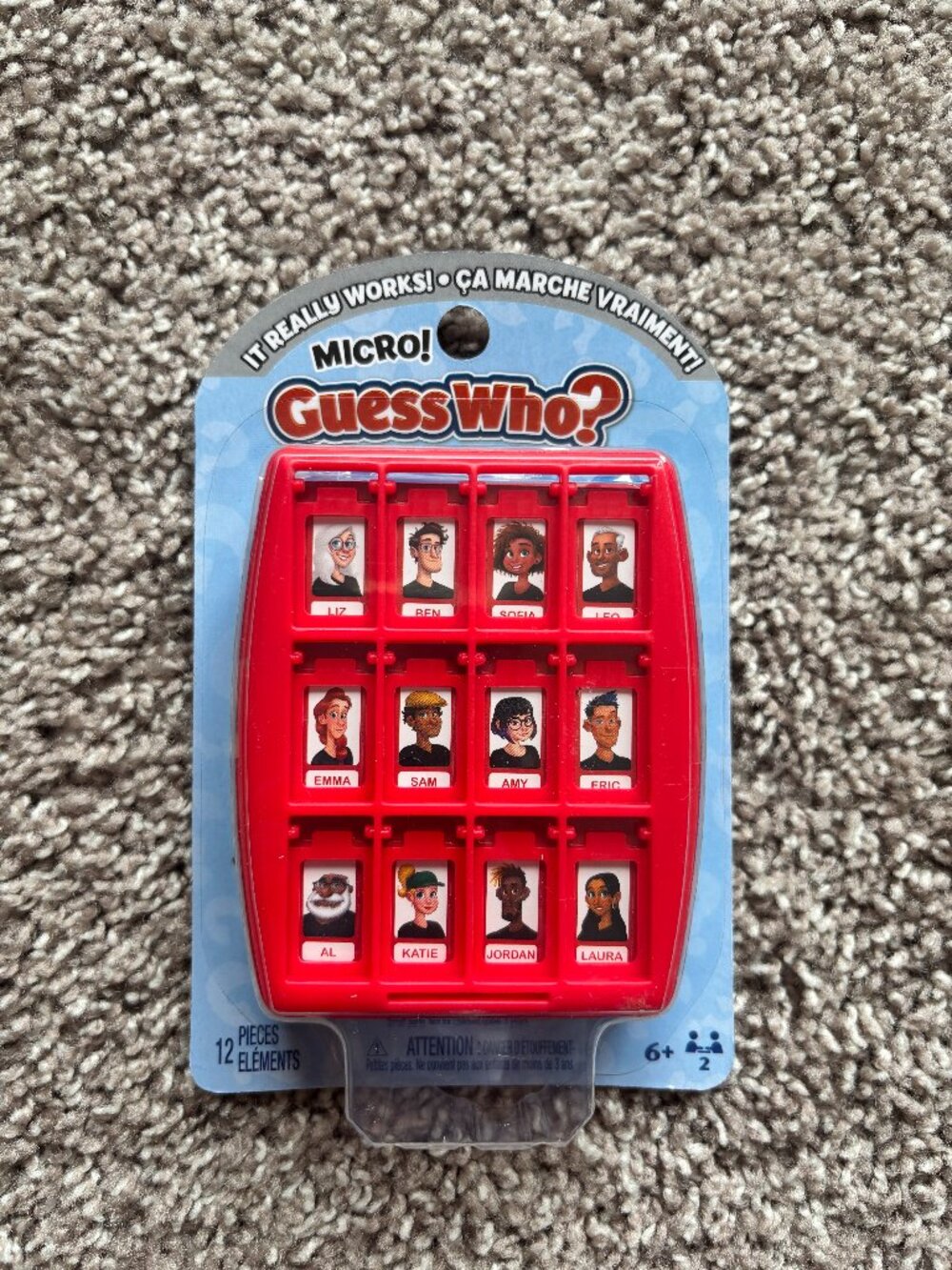 Hasbro Micro Guess Who? Game – Complete/Fully Working – Brand New 2 Player